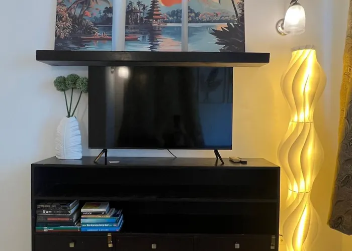 Near Okada Bali Vibe 2bedroom Free Parking And Pool With Netflix Prime Hbo * Manila